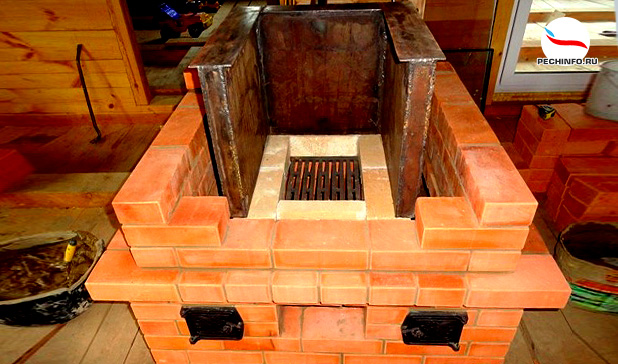 Отопительная варочная печь с котлом водяного отопления