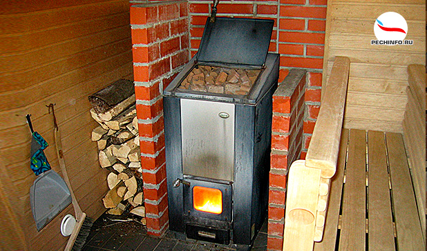 Как установить печь в бане на деревянный пол